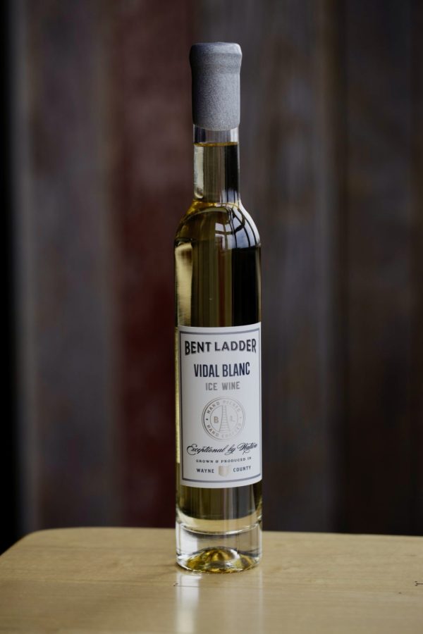 A bottle of Vidal Blanc Ice Wine